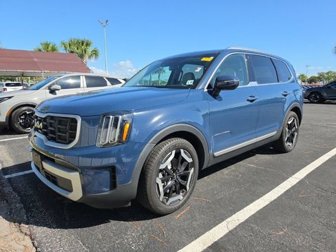 Used 2024 Kia Telluride S w/ S Sunroof Package AWD/4WD image 6