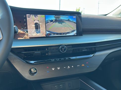 New 2026 Nissan Murano Platinum image 21