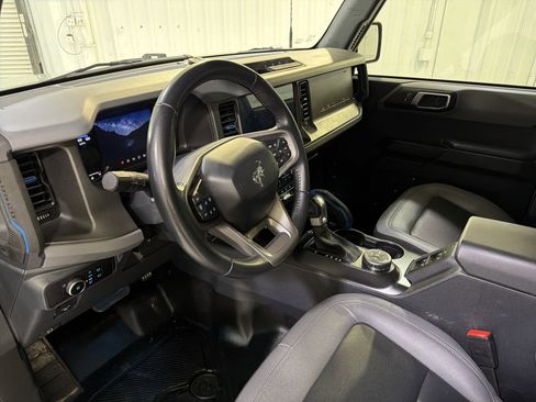 Used 2024 Ford Bronco Black Diamond AWD/4WD image 14