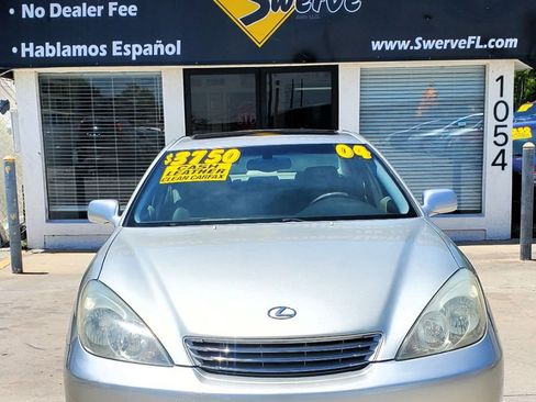 Used 2004 Lexus ES 330 FWD image 3