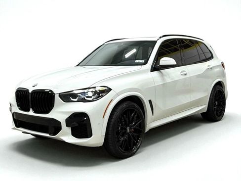 Used 2023 BMW X5 xDrive40i w/ M Sport Package image 16