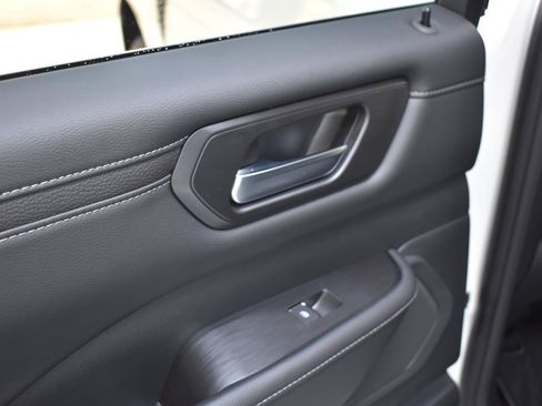 New 2026 Nissan Armada SV RWD image 48