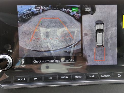 New 2025 Mitsubishi Outlander SE image 20