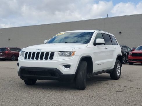 Used 2016 Jeep Grand Cherokee Laredo w/ Quick Order Package 23E AWD/4WD image 4