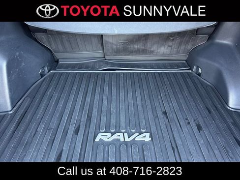 Used 2025 Toyota RAV4 XLE AWD/4WD image 19