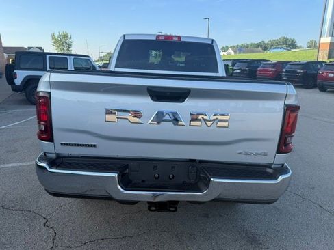 Used 2026 RAM 2500 Big Horn AWD/4WD image 10