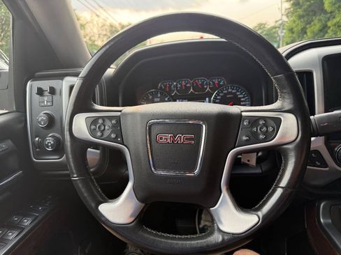 Used 2018 GMC Sierra 1500 SLT AWD/4WD image 25