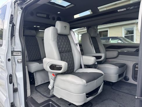 New 2025 Ford Transit 150 Low Roof AWD image 20