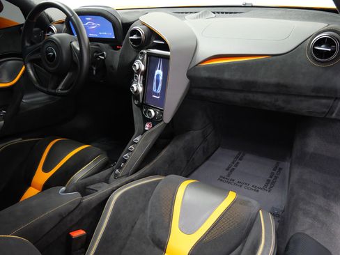 Used 2022 McLaren 720S Performance RWD image 14