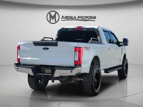 Used 2019 Ford F350 XLT w/ XLT Premium Package AWD/4WD image 7