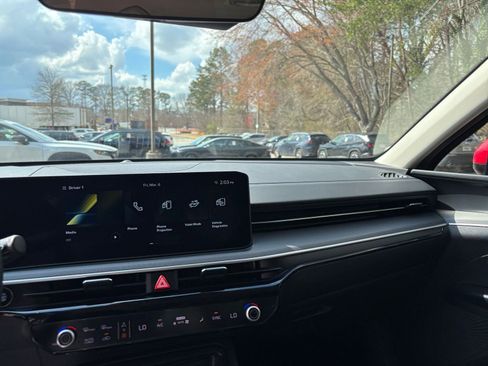 Used 2025 Kia K5 LXS image 36