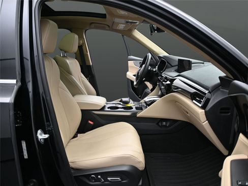 Certified 2024 Acura MDX SH-AWD image 14