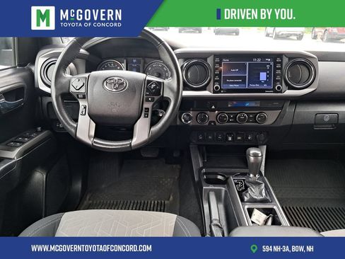 Used 2021 Toyota Tacoma TRD Off-Road w/ Technology Package AWD/4WD image 22