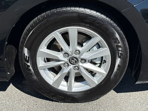 Used 2025 Toyota Camry LE FWD image 11