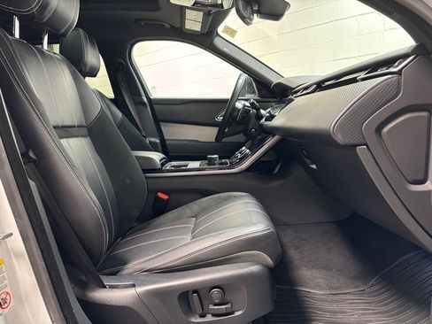 Used 2020 Land Rover Range Rover Velar R-Dynamic S image 33