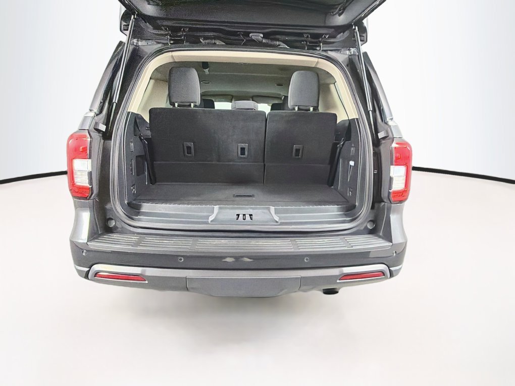 Used 2022 Ford Expedition XLT RWD image 26