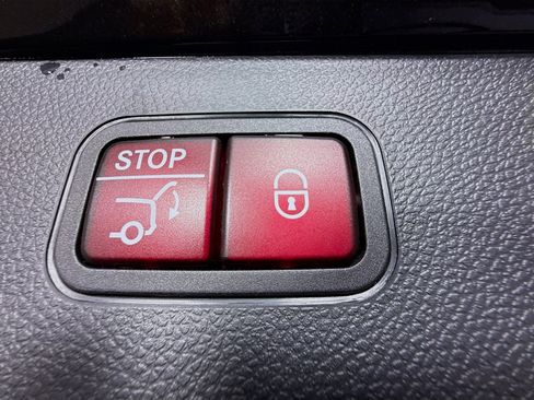 Used 2022 Mercedes-Benz GLC 300 image 41