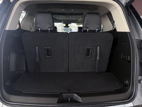 Used 2022 GMC Acadia Denali w/ Denali Ultimate Package FWD image 10