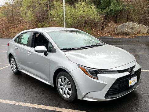 New 2026 Toyota Corolla LE FWD image 7