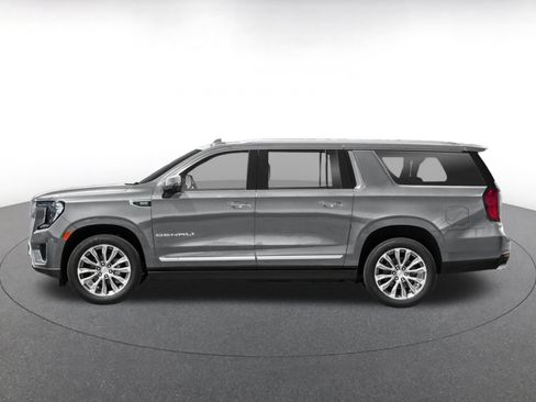 Used 2023 GMC Yukon XL Denali RWD image 3