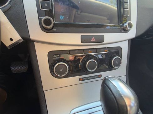 Used 2012 Volkswagen CC Sport FWD image 57