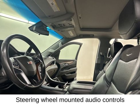 Used 2018 Cadillac Escalade ESV Luxury AWD/4WD image 33