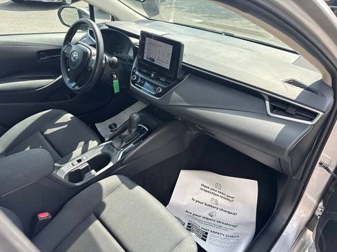 Certified 2024 Toyota Corolla LE FWD image 34