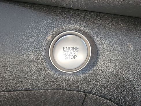 Used 2023 Hyundai Santa Fe SEL FWD image 22