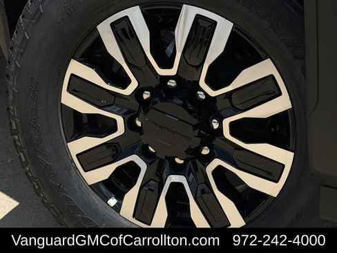 New 2026 GMC Sierra 2500 Denali Ultimate AWD/4WD image 9