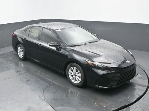 New 2026 Toyota Camry LE FWD image 27