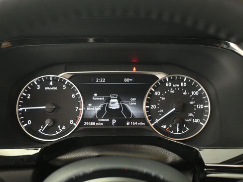 Used 2025 Nissan Pathfinder SL image 10