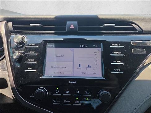 Used 2020 Toyota Camry LE w/ Carpet Mat Package FWD image 9
