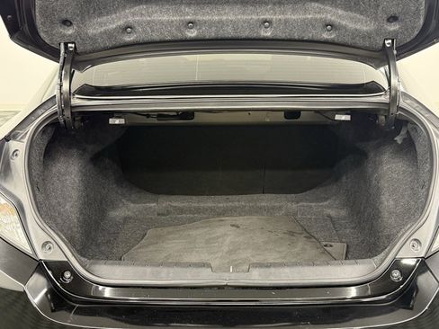 Used 2018 Honda Civic LX image 11