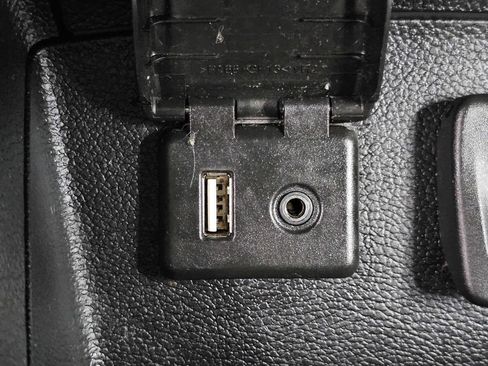 Used 2018 Chevrolet Cruze LT w/ LT Convenience Package FWD image 13