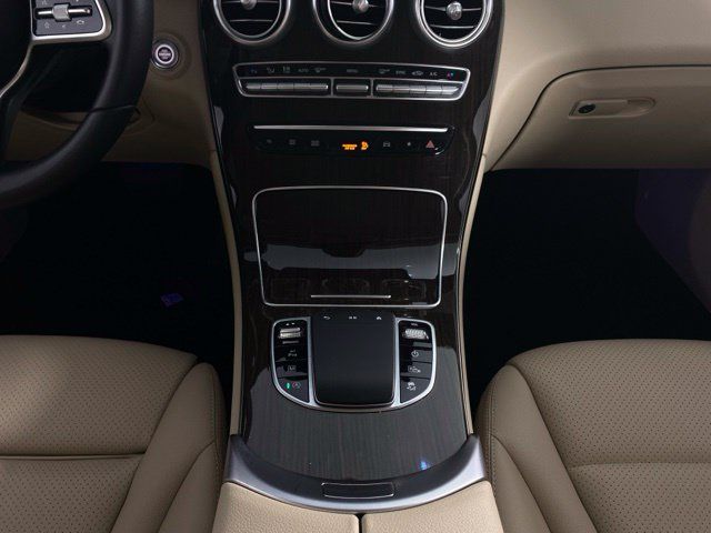 Used 2021 Mercedes-Benz GLC 300 image 21