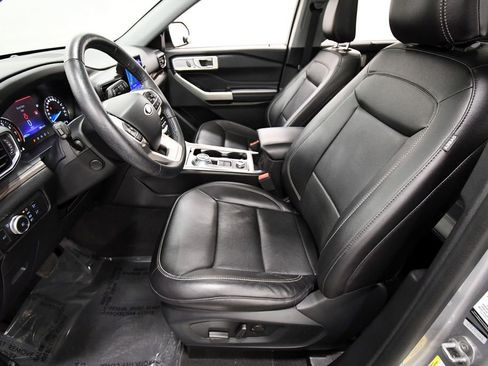 Used 2022 Ford Explorer Limited w/ Class IV Trailer Tow Package image 15