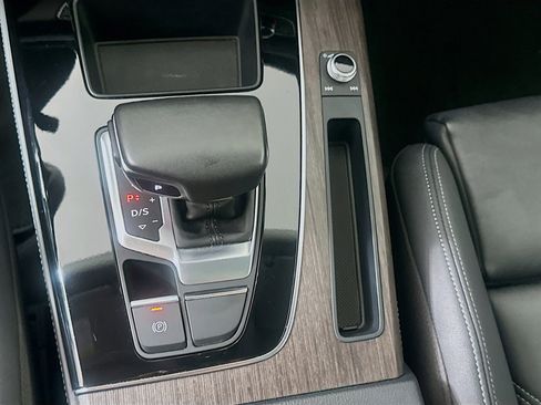 Used 2024 Audi Q5 2.0T Premium Plus image 25