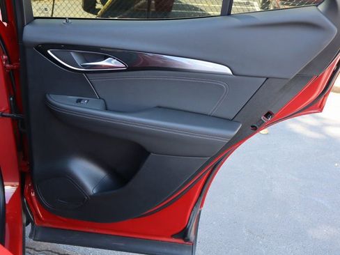 New 2025 Buick Envision Preferred image 18