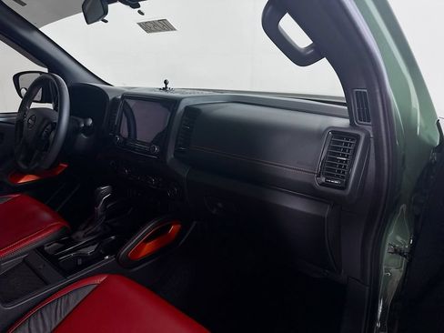 Used 2022 Nissan Frontier PRO-4X AWD/4WD image 27