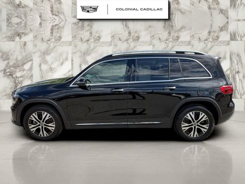 Used 2025 Mercedes-Benz GLB 250 4MATIC image 4