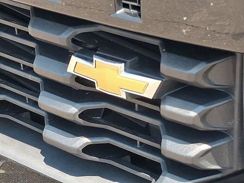Used 2021 Chevrolet Silverado 1500 Custom AWD/4WD image 27