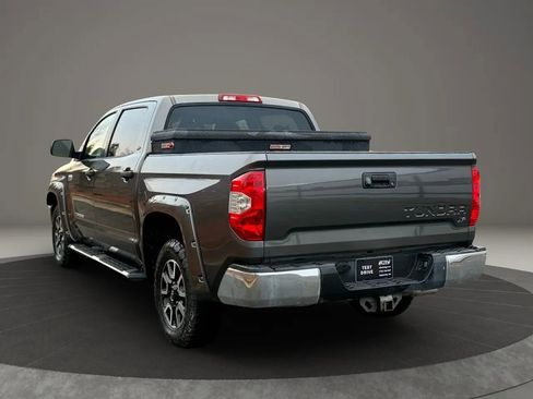 Used 2015 Toyota Tundra SR5 image 6