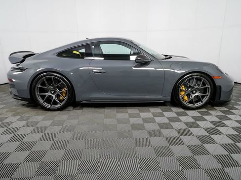 New 2026 Porsche 911 GT3 image 27