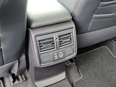 Certified 2026 Subaru Forester Premium AWD/4WD image 14