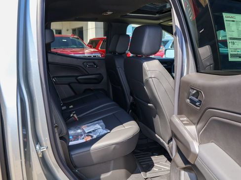New 2026 GMC Canyon Elevation w/ Convenience Package AWD/4WD image 32