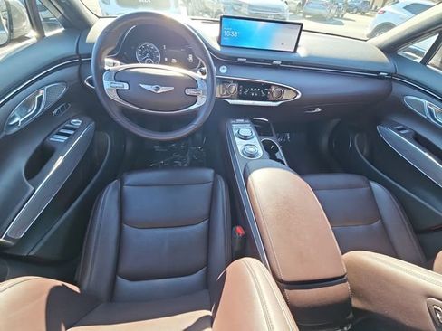 Used 2023 Genesis GV70 2.5T Advanced w/ Advanced Package image 14