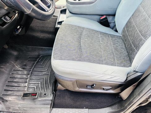 Used 2019 RAM 1500 Big Horn image 13