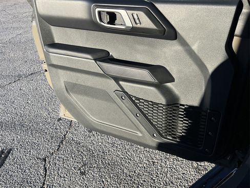 New 2025 Ford Bronco Outer Banks image 16