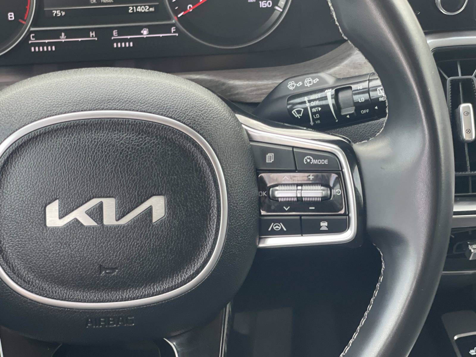 Used 2023 Kia Sorento EX w/ Panoramic Sunroof Package FWD image 10