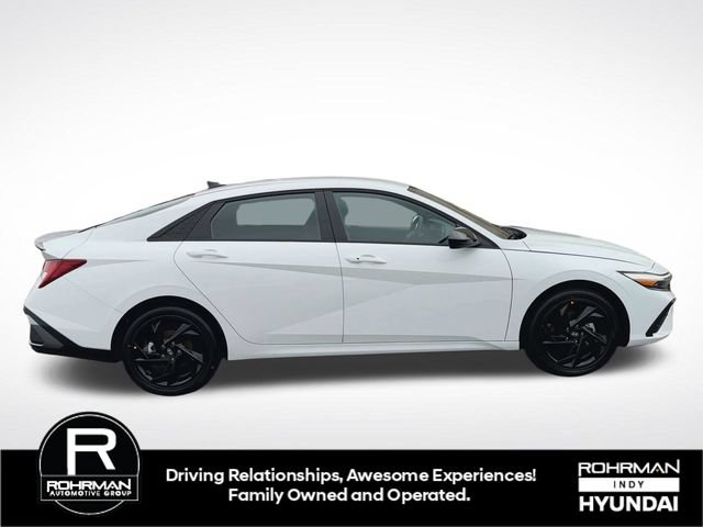 New 2026 Hyundai Elantra SEL FWD image 10